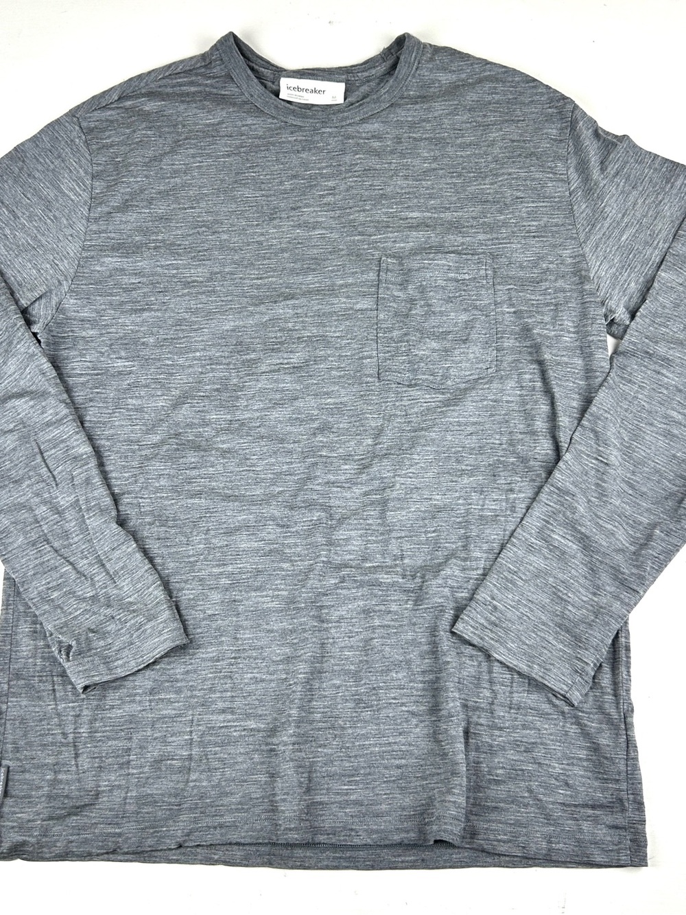 Icebreaker Mens Medium Gray Long Sleeve Wool Blend Top Hiking Pocket Tee